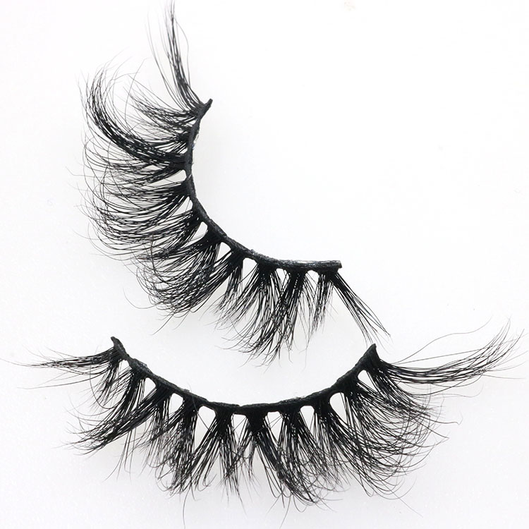 2021 new arrival 25mm 3D mink lashes with customized packaging boxes England