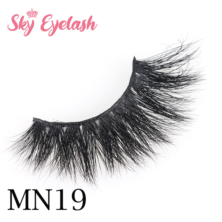 Wholesale Natural Volume 3D Real Mink Lashes With Cheap Custom Eyelash Packaging OL