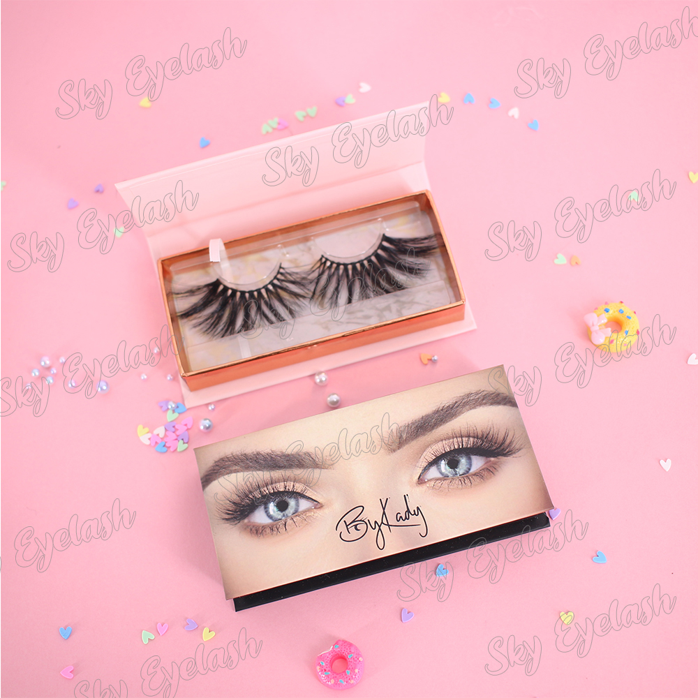 Wholesale 25mm 3D faux mink eyelashes with custom packages to UK
