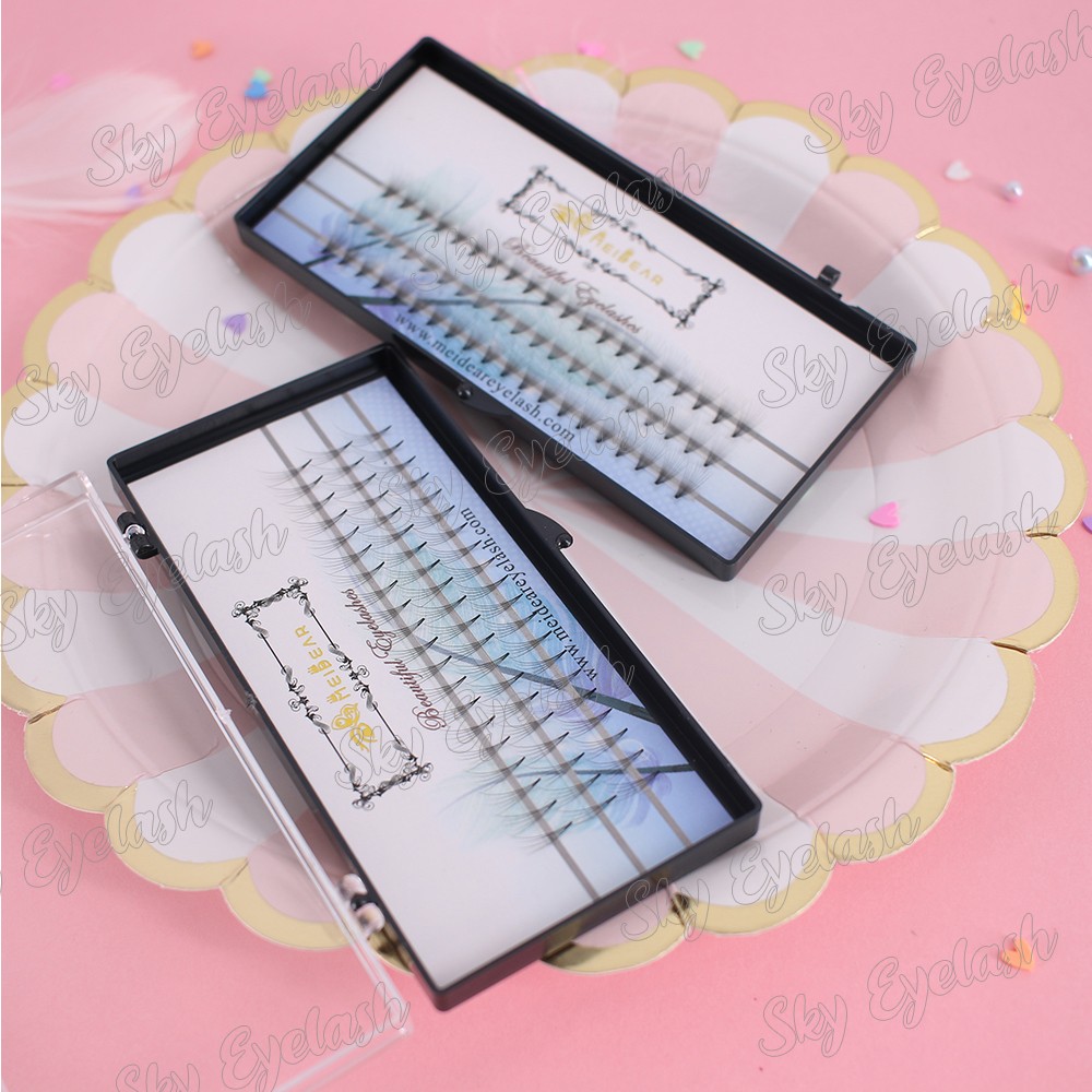 volume-lash-extensions-with-own-brand-younique-lash-extensions.jpg