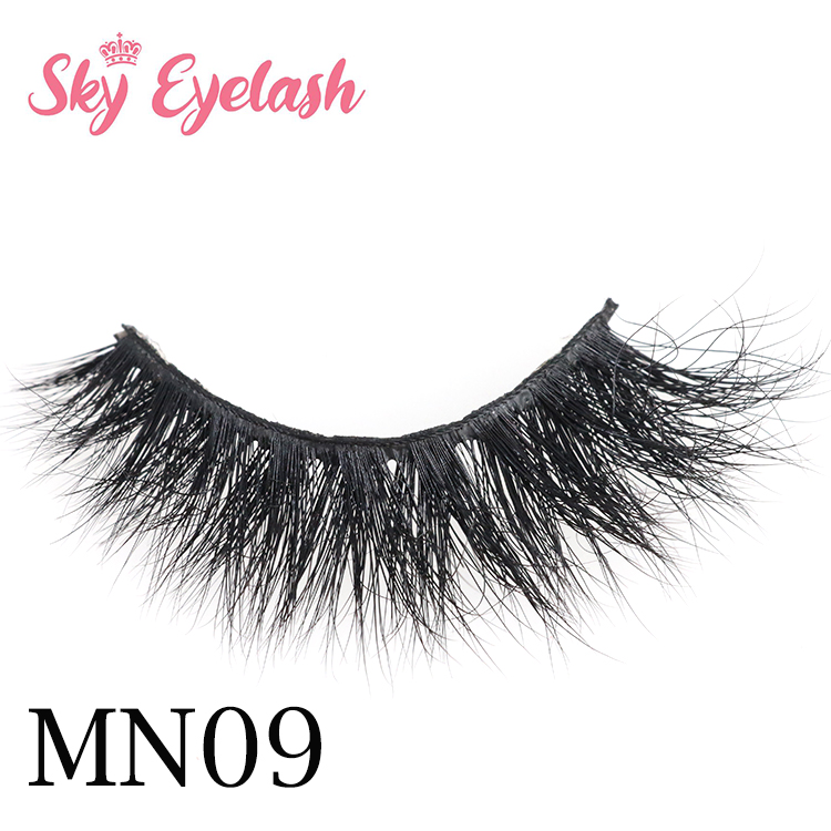 false-eyelashes-factory-provide-handmade-3D-mink-lashes.jpg