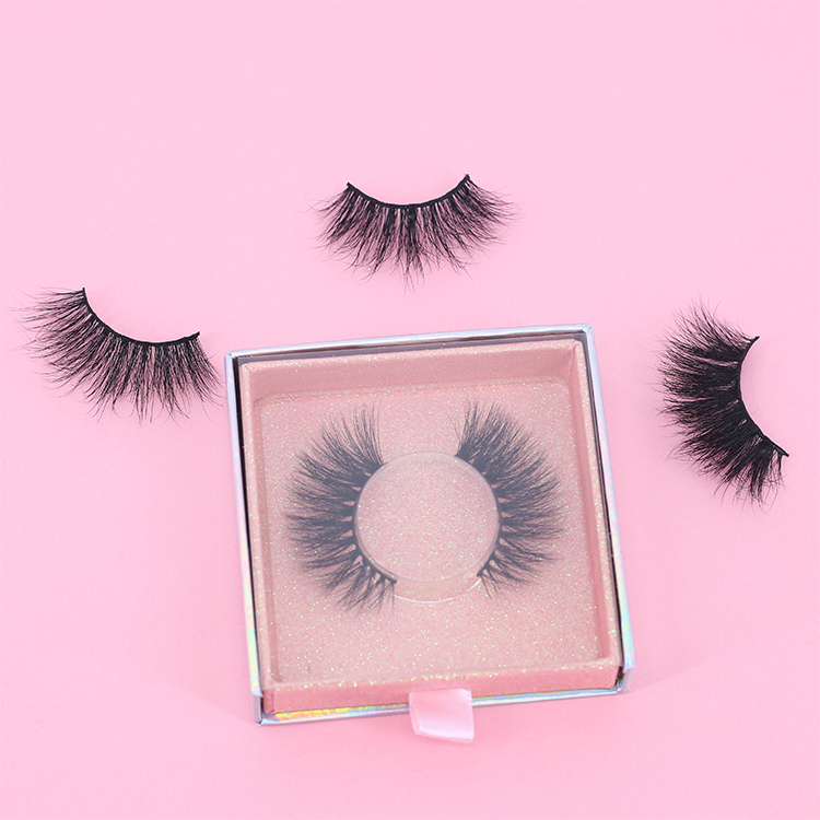 Eyelash-producer-vendor-provoide-private-label-mink-lashes-3D-with-magnetic-packaging-box.jpg