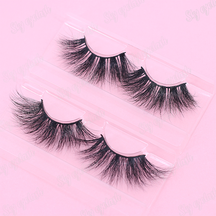 5D-false-eyelashes-wispy-and-fluffy-with-natural-look.jpg