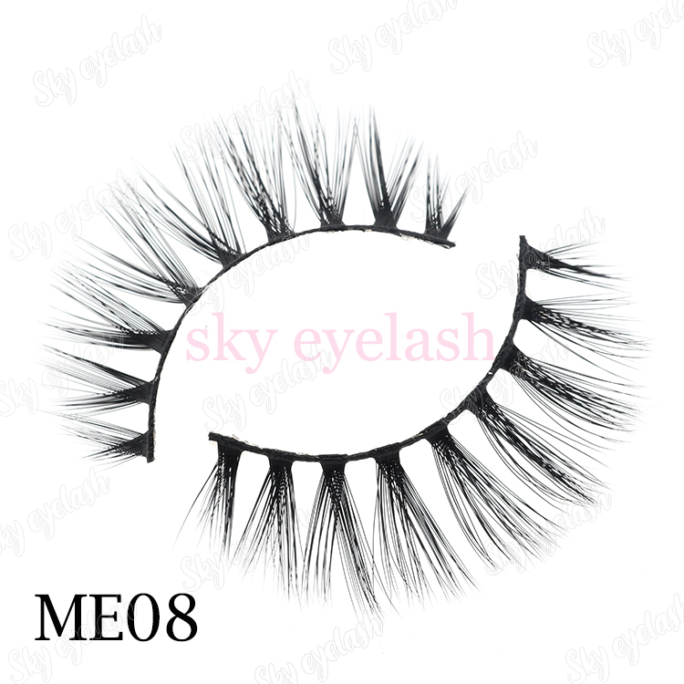 Custom-eyelash-boxes-with-logo.jpg