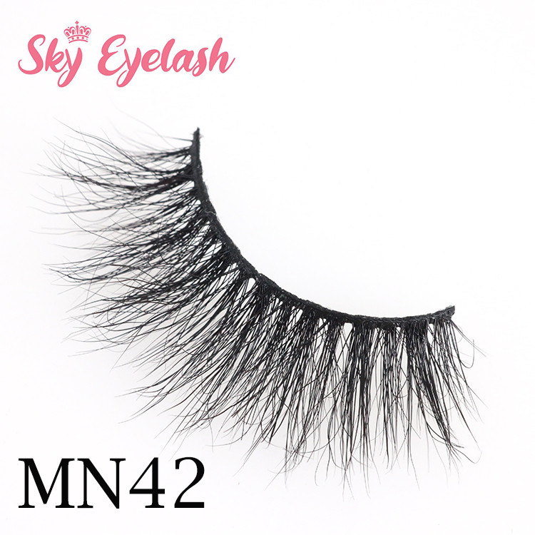 Wholesale-eyelash-vendors-canada.jpg