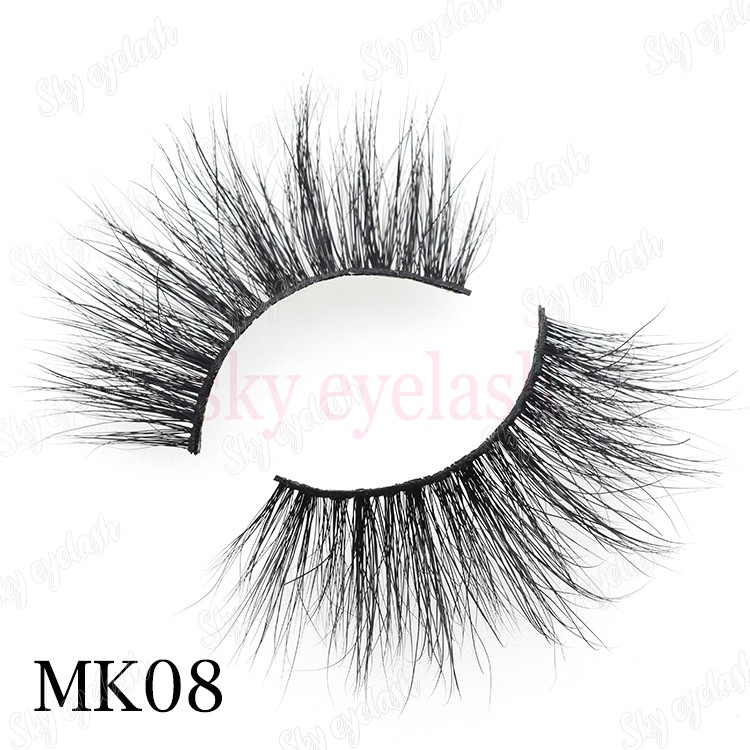 real-mink-false-eyelashes-with-own-brand.jpg