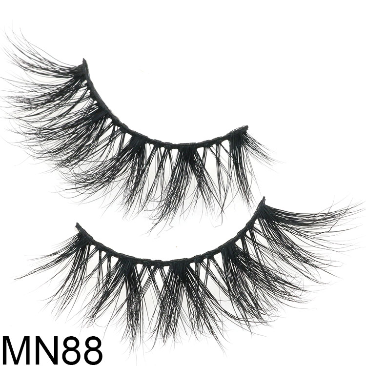 3d-mink-lashes-canada.jpg