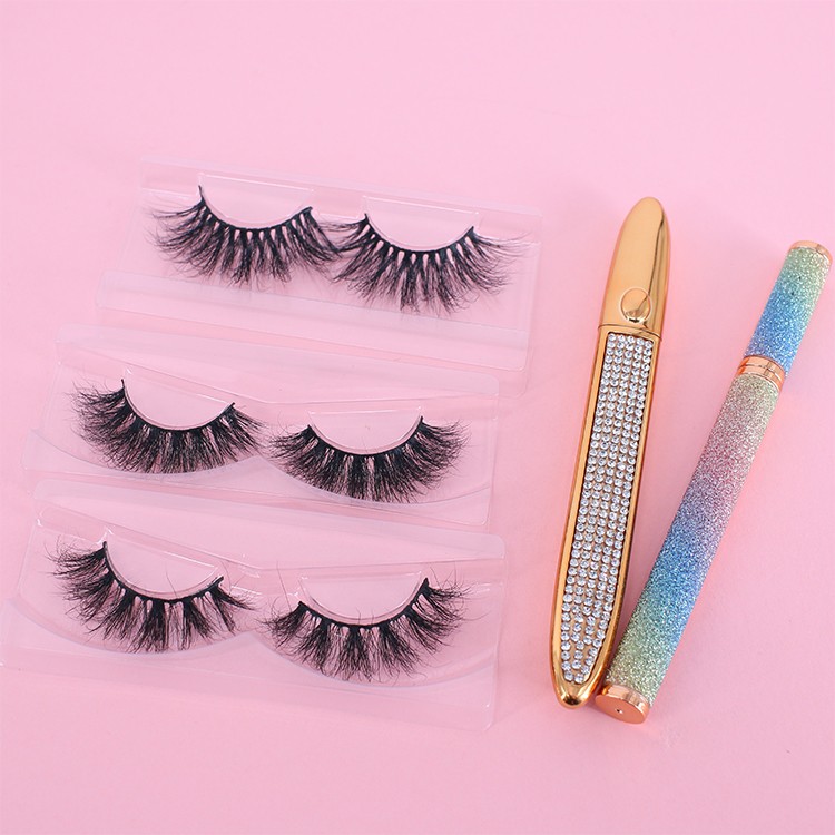 25mm-3D-mink-lashes-England.jpg