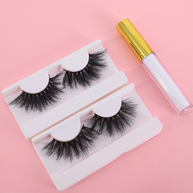 best-lash-adhesive-own-brand.jpg