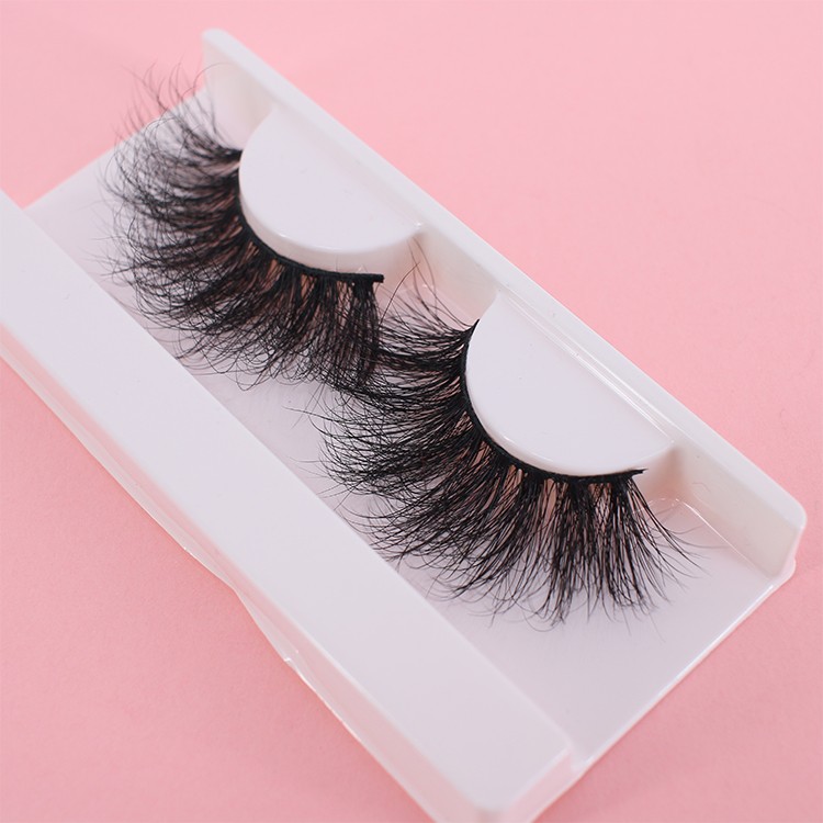 customized-packaging-box-for-5D-lashes.jpg