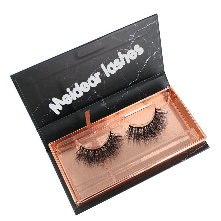 own-brand-packaging-lash-box.jpg