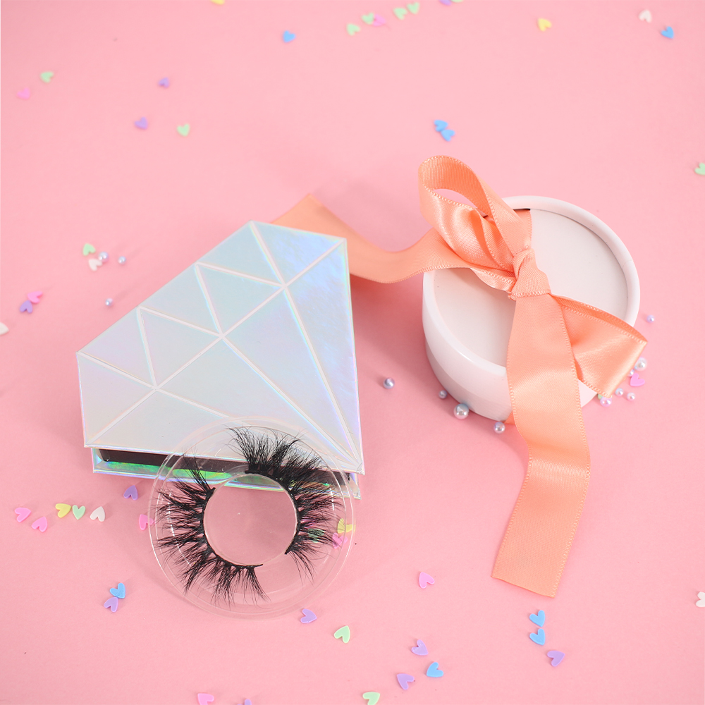 wholesale-eyelashes-with-packaging.jpg