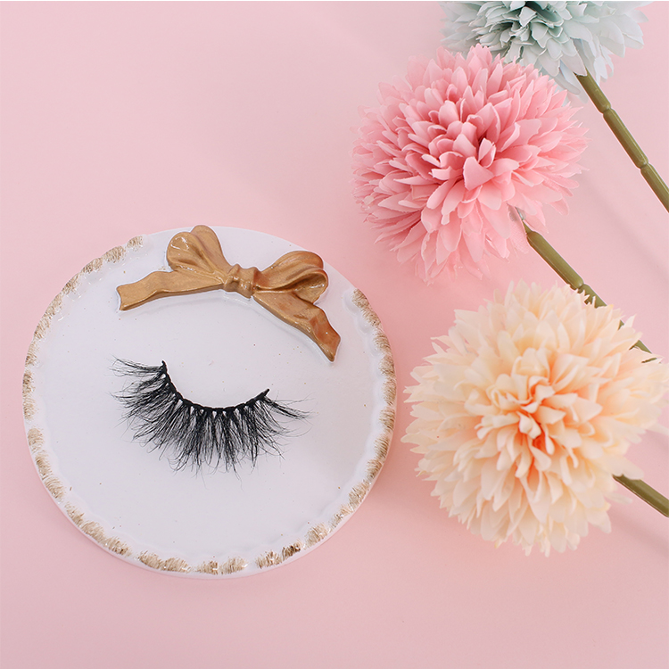 own-brand-fluffy-mink-lashes.jpg
