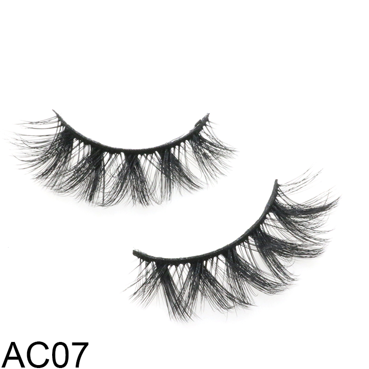 2021 top 1 natural looking 5D faux mink eyelashes with customize boxes UK