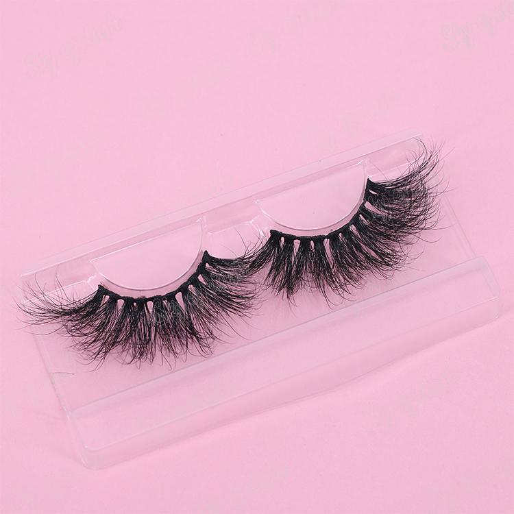 Lash manufacturer wholesale long 25mm 3D mink eyelashes with customized boxes CO