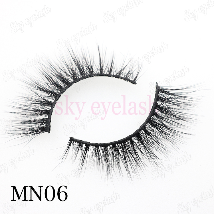 Best strip glue with 25mm 3D mink eyelashes with customized lash boxes CO